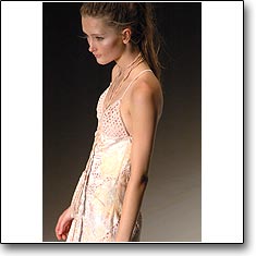 Laura Biagiotti Fashion show Milan Spring Summer '06 © interneTrends.com