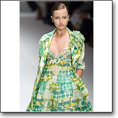 Laura Biagiotti Fashion show Milan Spring Summer '07 © interneTrends.com code biagiottis0703