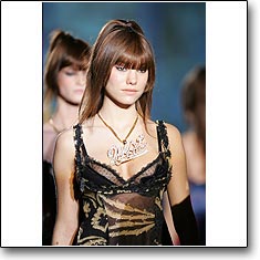 Just Cavalli Fashion show Milan Spring Summer '06  interneTrends.com  model Silvia Dimitrova