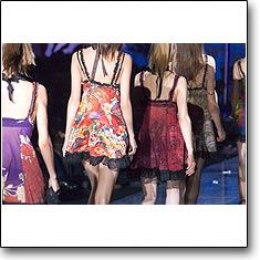 Just Cavalli Fashion show Milan Spring Summer '06 © interneTrends.com 