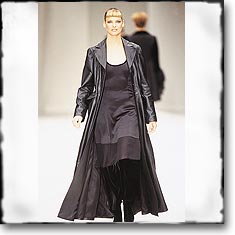 Alberta Ferretti Fashion Show Milan Fall Winter '94'95 © interneTrends.com classic model Linda Evangelista