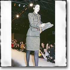 Chanel Fashion Show Paris Fall Winter '86 '87 © interneTrends.com classic