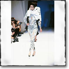 Gianfranco Ferré Fashion Show Milan Spring Summer '91 © interneTrends.com classic