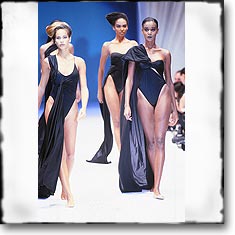 Gianfranco Ferr Fashion Show Milan Spring Summer '91 © interneTrends.com classic