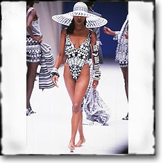 Gianfranco Ferr Fashion Show Milan Spring Summer '91 © interneTrends.com classic