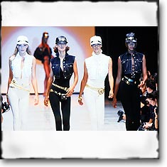 Gianni Versace Fashion Show Milan Spring Summer '92 © interneTrends.com classic