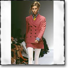 Gucci Fashion Show Milan Fall Winter '94'95 © interneTrends.com classic