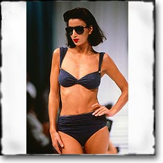 Moschino Fashion Show Milan Spring Summer '86 © interneTrends.com classic