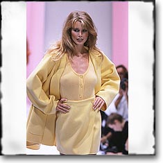 Salvatore Ferragamo Fashion Show Milan Fall Winter '91 '92 © interneTrends.com classic model Claudia Schiffer