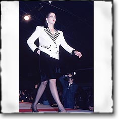 Valentino Fashion Show Paris Fall Winter '86 '87 © interneTrends.com classic