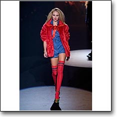 Betsey Johnson Fashion Show New York Autumn Winter '08 '09 © interneTrends.com model Candice Swanepoel