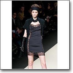 CLICK for La Perla Autumn Winter 08 09