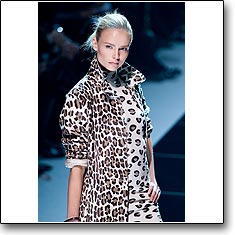 CLICK for Blumarine Autumn Winter 09 10