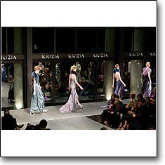 Krizia Fashion Show Milan Autumn Winter '09 '10 © interneTrends.com