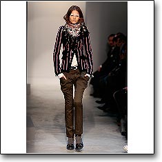 Balenciaga Fashion show Paris Autumn Winter '07 '08 © interneTrends.com model Flavia de Oliveira