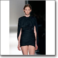 Balmain Fashion show Paris Autumn Winter '07 '08 © interneTrends.com model Lara Stone