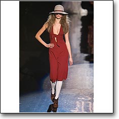 Betsey Johnson Fashion show New York Autumn Winter '07 '08 © interneTrends.com model Grieta Bastika