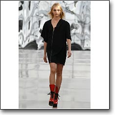 Chloé Fashion show Paris Autumn Winter '07 '08 © interneTrends.com model Sasha Pivovarova