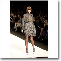 CLICK for La Perla Autumn Winter 07 08