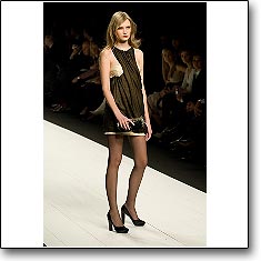 CLICK for La Perla Autumn Winter 07 08