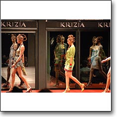 Krizia Fashion show Milan Spring Summer '06 © interneTrends.com