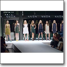 Krizia Fashion show Milan Spring Summer '07 © interneTrends.com code krizias0721