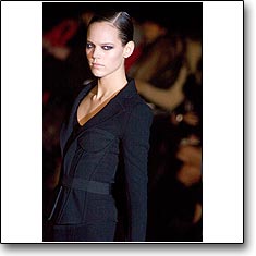 CLICK for La Perla Autumn Winter 06 07