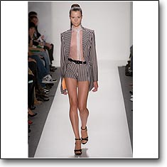 Joanna Mastroianni Fashion show New York Spring Summer '07 © interneTrends.com code mastroiannis0707