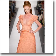 Joanna Mastroianni Fashion show New York Spring Summer '07 © interneTrends.com model Cintia Dicker code mastroiannis0713