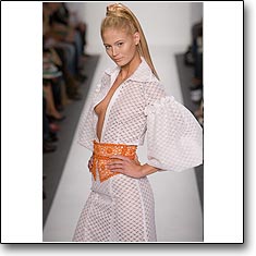 Joanna Mastroianni Fashion show New York Spring Summer '07 © interneTrends.com code mastroiannis0715