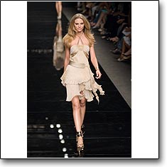 Mila schon Fashion show Milan Spring Summer '07 © interneTrends.com model Fabiana Semprebom code milaschons0706