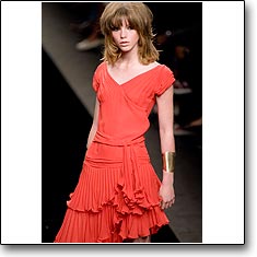 Mila schon Fashion show Milan Spring Summer '07 © interneTrends.com code milaschons0710