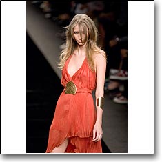 Mila schon Fashion show Milan Spring Summer '07 © interneTrends.com model Milagros Schmoll code milaschons0712
