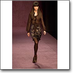 Mila Shon Fashion show Milan Autumn Winter '05 '06 © interneTrends.com