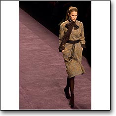 Mila Schon Fashion show Milan Autumn Winter '05 '06 © interneTrends.com