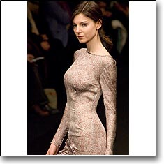 Click here to vote beautiful Nina Krstic