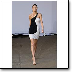 Josh Goot Fashion show New York Spring Summer '08 © interneTrends.com model Flavia de Oliveira