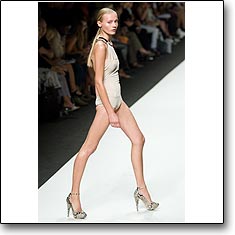 La Perla Fashion show Milan Spring Summer '08 © interneTrends.com model Charlotte di Calypso