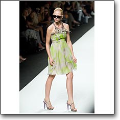 La Perla Fashion show Milan Spring Summer '08 © interneTrends.com model Sasha Pivovarova