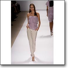 Luca Luca Fashion show New York Spring Summer '08 © interneTrends.com model Flavia de Oliveira