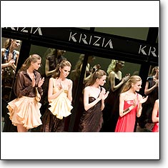 Krizia Fashion Show Milan Spring Summer '09 © interneTrends.com