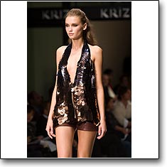Krizia Fashion Show Milan Spring Summer '09 © interneTrends.com model Laura Blokhina