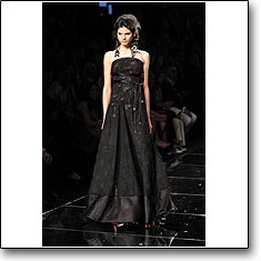 Roberta Scarpa Fashion Show Milan Spring Summer '09 © interneTrends.com model Stephanie Carta
