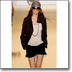 Temperley London Fashion show New York Spring Summer '07 © interneTrends.com model Lekeliene Stange