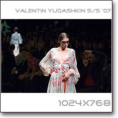 Click to download this wallpaper Valentin Yudashkin S/S '07