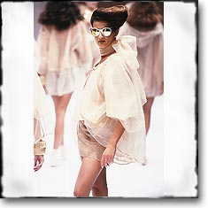 Gianfranco Ferr Fashion Show Milan Spring Summer '91  interneTrends.com classic