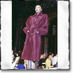 Givenchy Fashion Show Paris Fall Winter '86 '87  interneTrends.com classic
