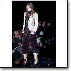 H.O.T. Fashion show Milan Autumn Winter '06 '07 © interneTrends.com