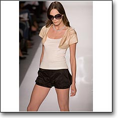 Jason Wu Fashion show New York Spring Summer '07 © interneTrends.com model Adrjana Dejanovic