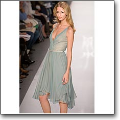 Jason Wu Fashion show New York Spring Summer '07 © interneTrends.com model Linda Vojtova